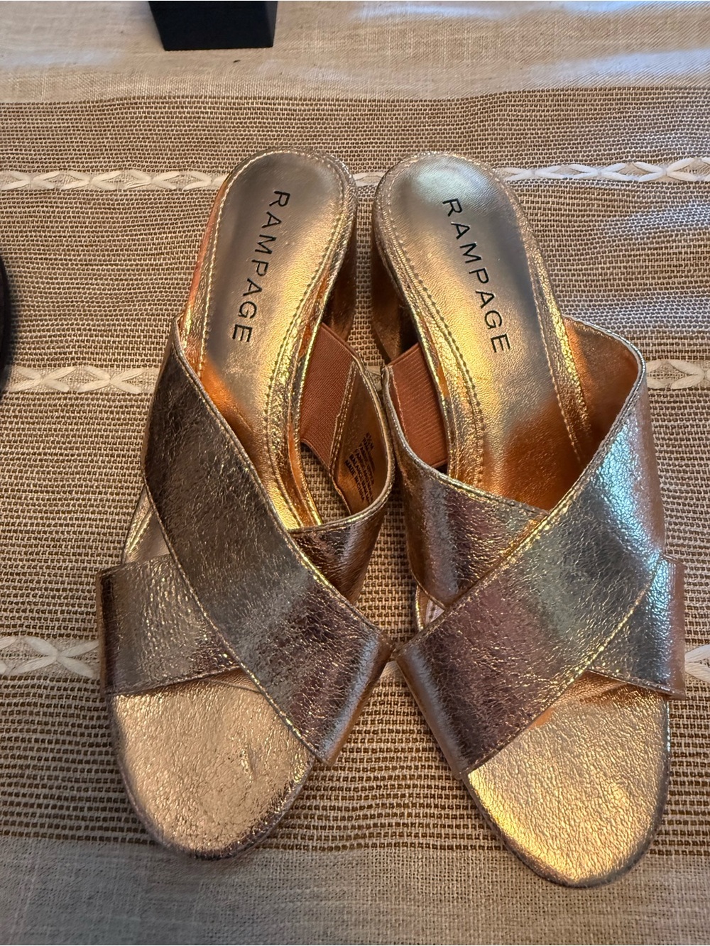 Rampage Metallic Rose Gold Crisscross Slide Mules
